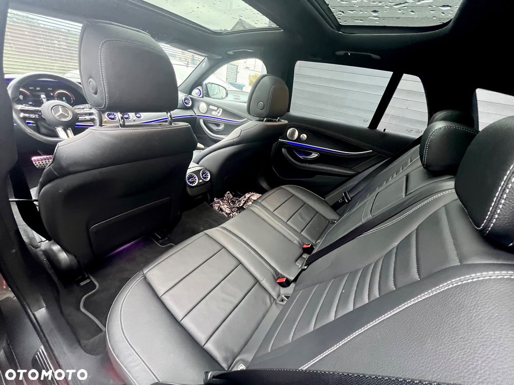 Mercedes-Benz Klasa E 300 AMG/Avantgarde - 7