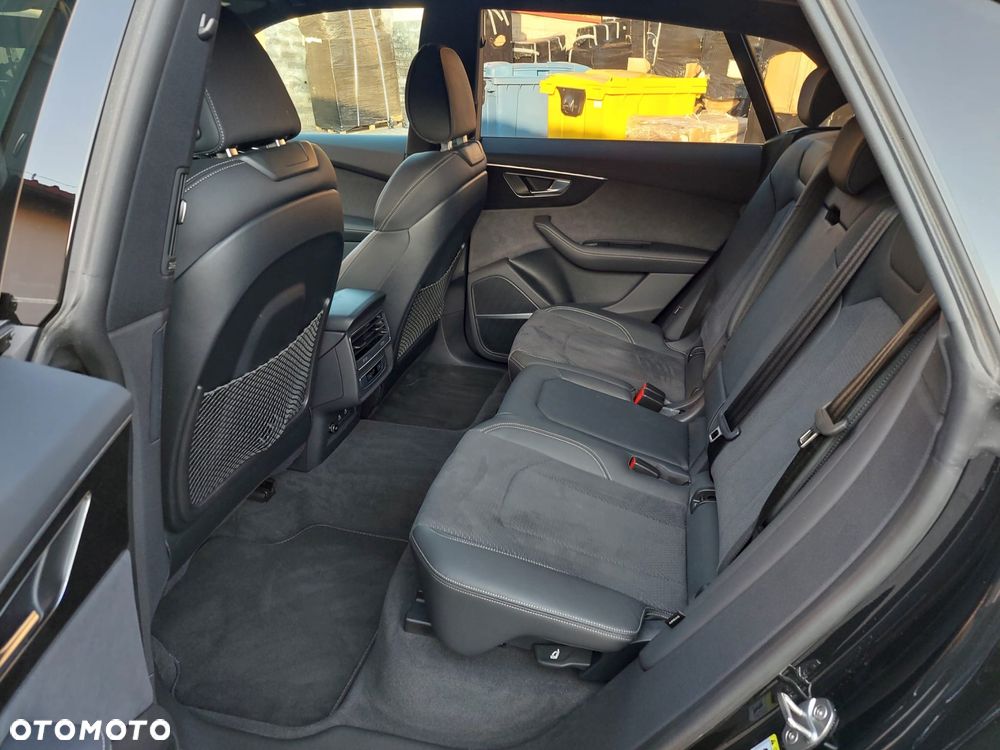 Audi Q8 - 7