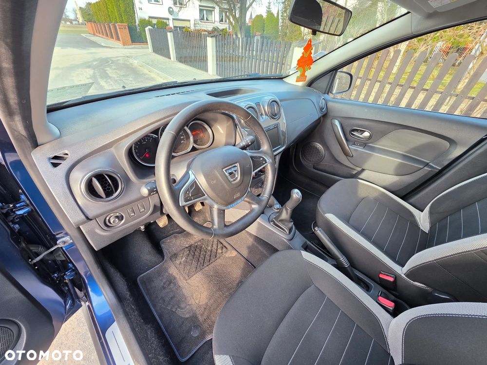 Dacia Logan TCe 90 (S&S) Stepway - 9