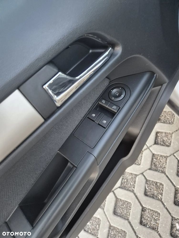 Opel Astra 1.6 Enjoy - 11