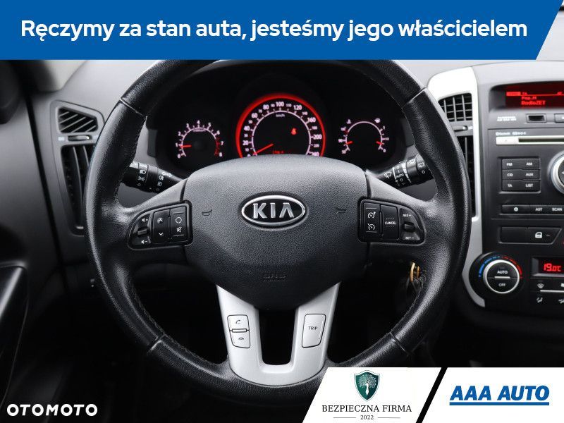 Kia Ceed - 17