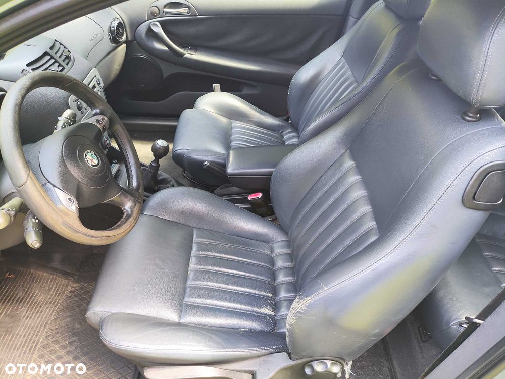 Alfa Romeo 146 - 3