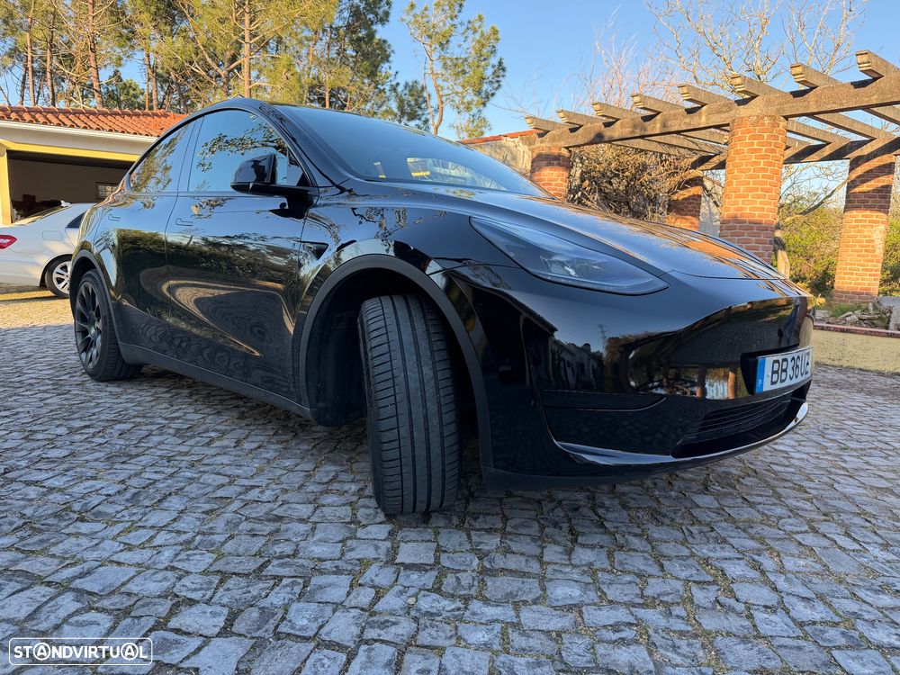 Tesla Model Y RWD - 4