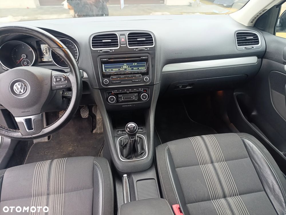 Volkswagen Golf 1.6 TDI DPF BlueMotion Technology MATCH - 12