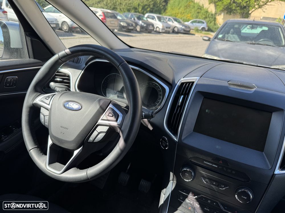 Ford S-Max 2.0 TDCi Titanium - 16