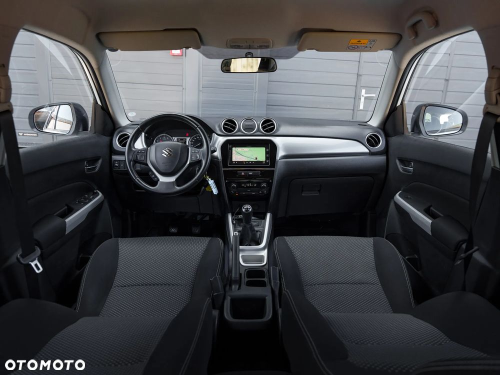 Suzuki Vitara 1.6 XLED 2WD - 17