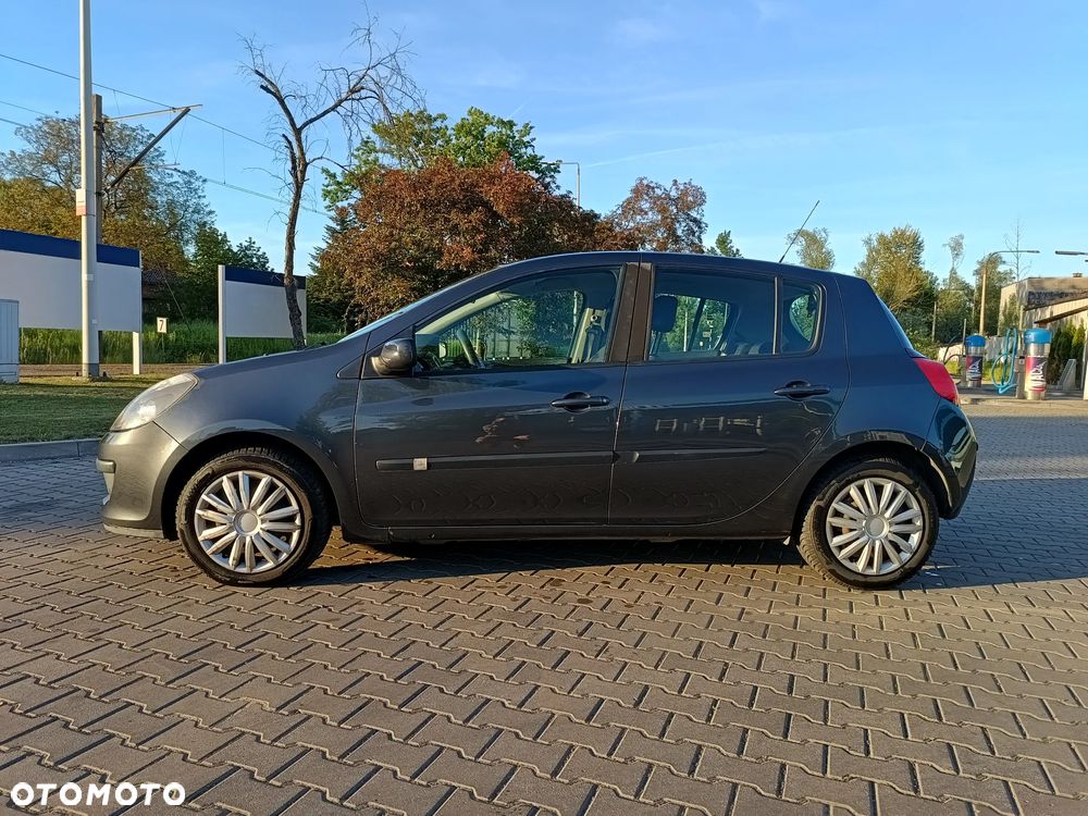 Renault Clio 1.6 16V Exception - 2
