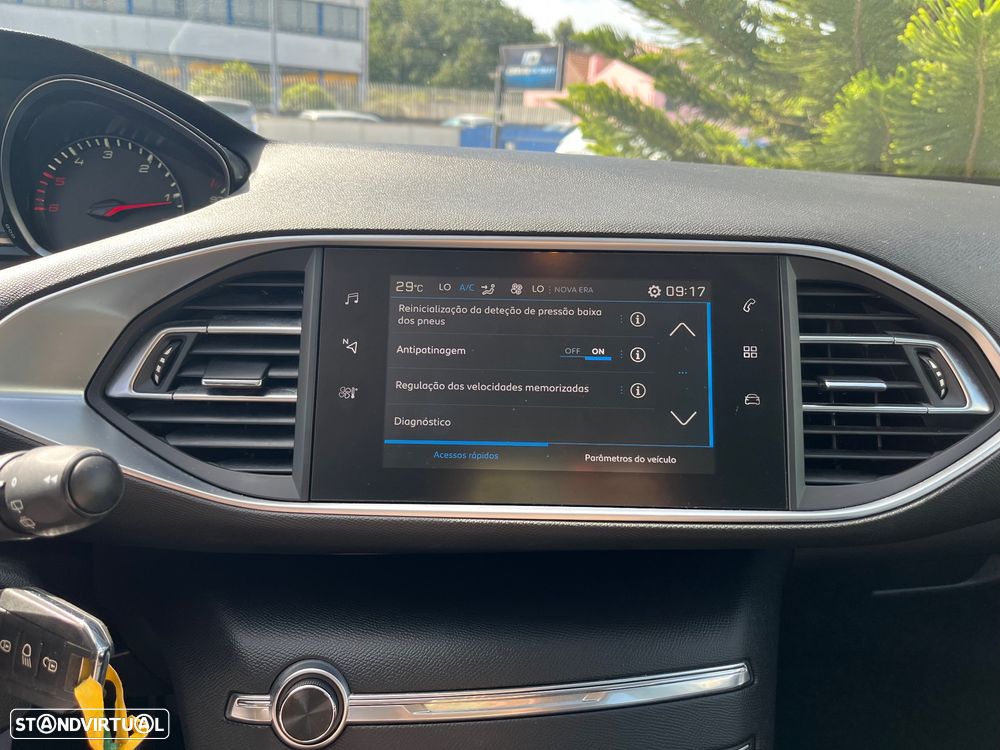 Peugeot 308 1.5 BlueHDi Business Line - 41