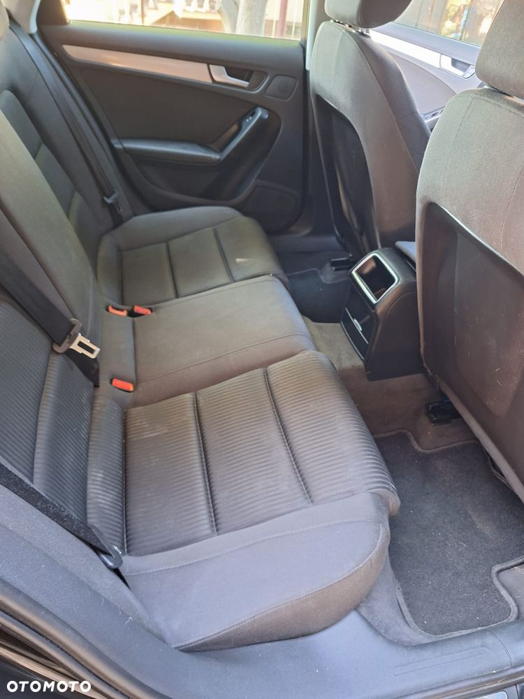 Audi A4 Avant 2010 photo 5
