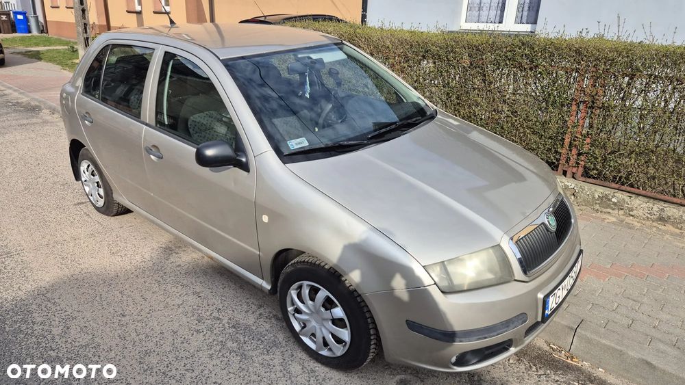 Skoda Fabia 1.4 16V Ambiente - 9