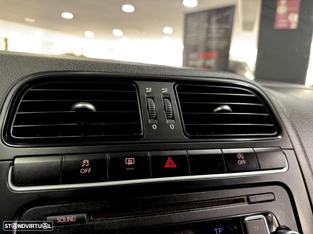 VW Polo 1.2 Confortline - 25