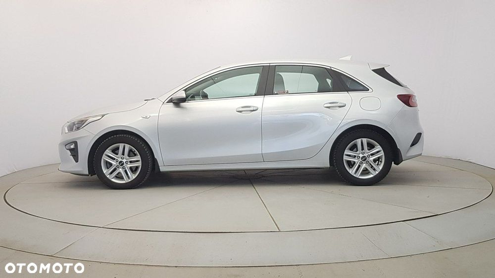 Kia Ceed - 4
