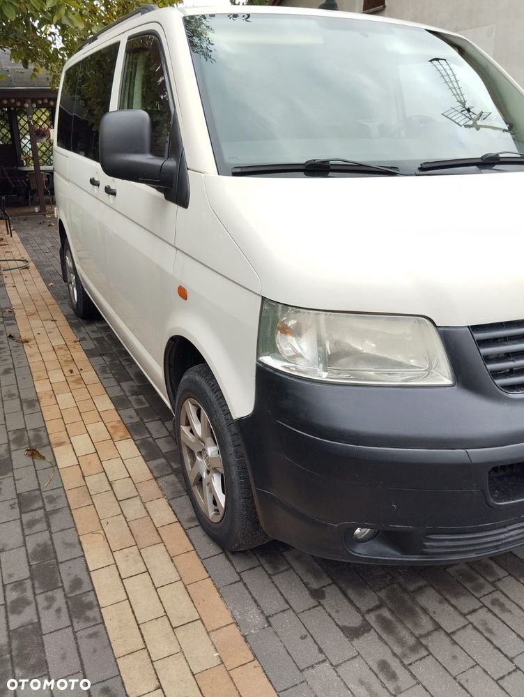 Volkswagen Transporter - 2