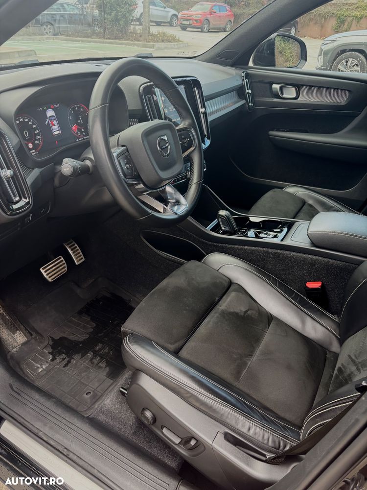 Volvo XC 40 B4 AT8 AWD Mild Hybrid R-Design - 5