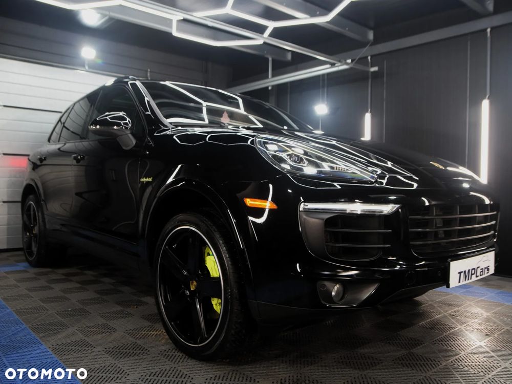 Porsche Cayenne S E-Hybrid Platinum Edition - 2