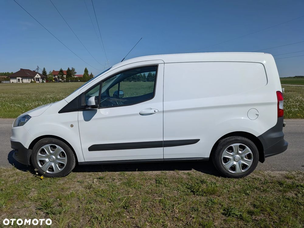 Ford Transit Courier - 3