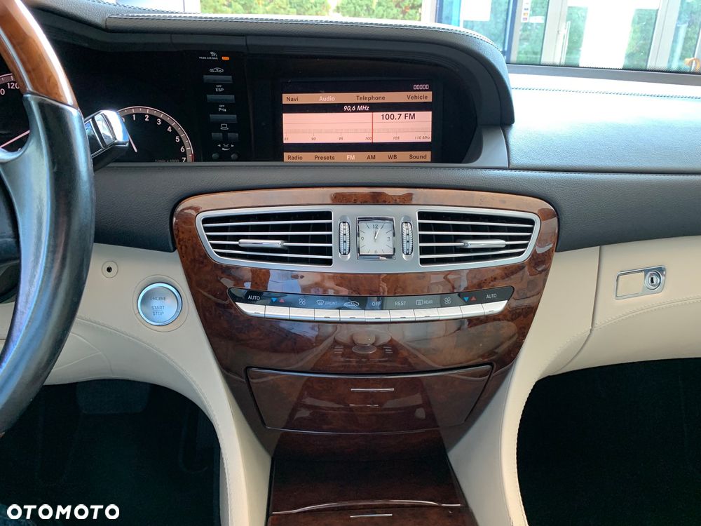 Mercedes-Benz CL - 12