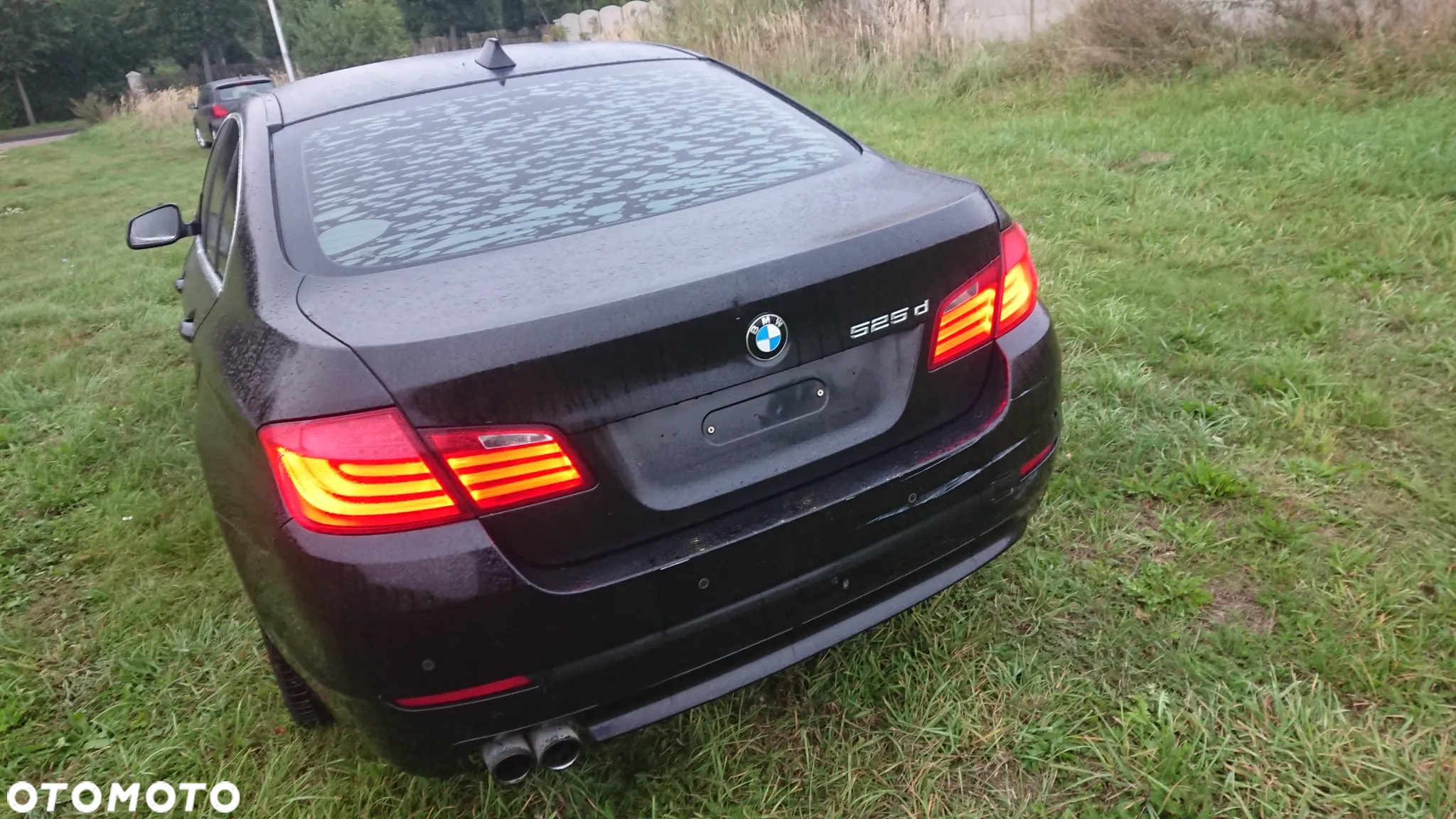 BMW Seria 3 325d DPF Edition Sport - 13