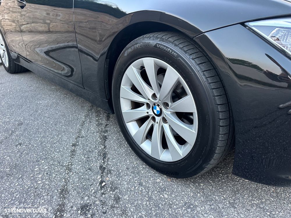 BMW 320 d Auto Line Modern - 17