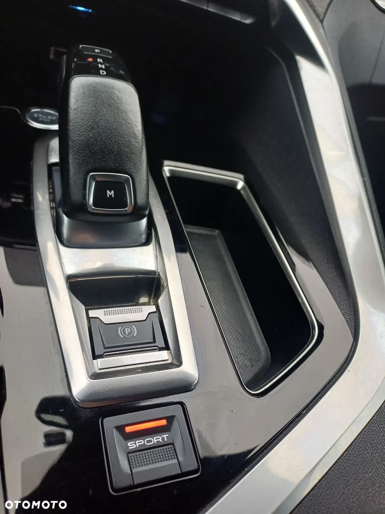 Peugeot 3008 BlueHDi 130 Stop & Start EAT8 GT - 13
