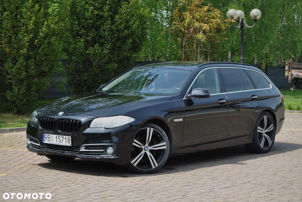 BMW Seria 5 520d Luxury Line - 2