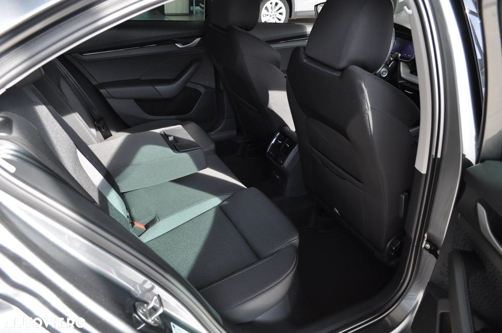 Skoda Octavia 1.5 TSI Selection - 13