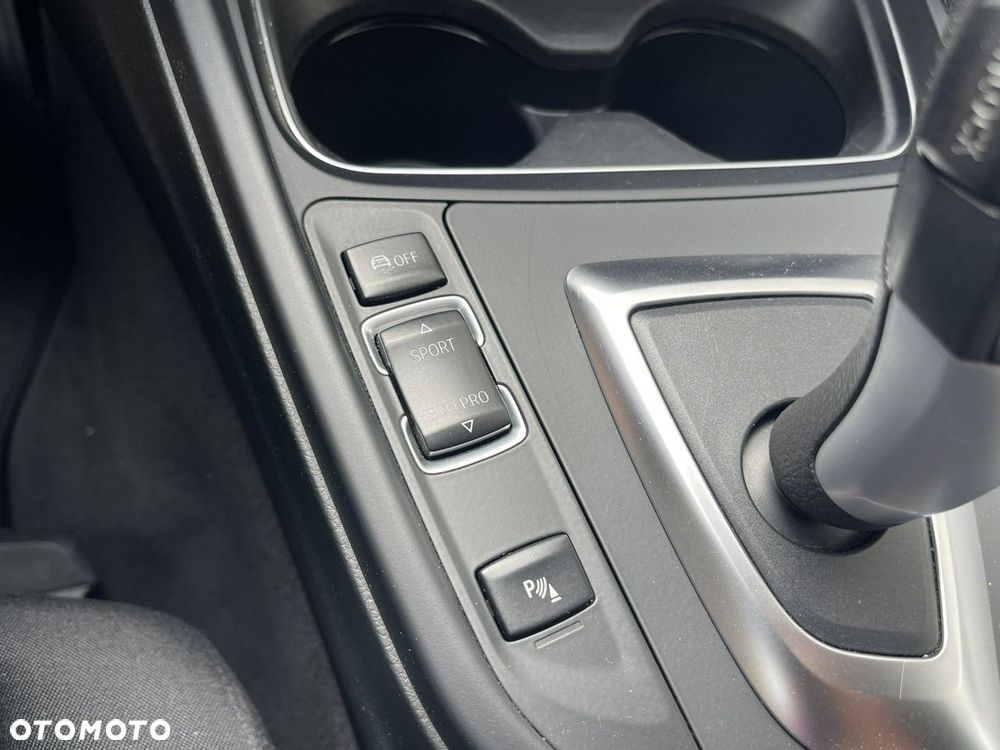 BMW Seria 3 - 36