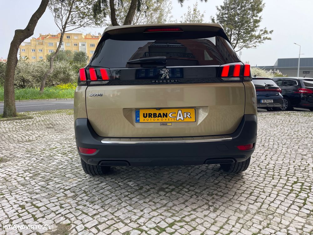 Peugeot 5008 - 9