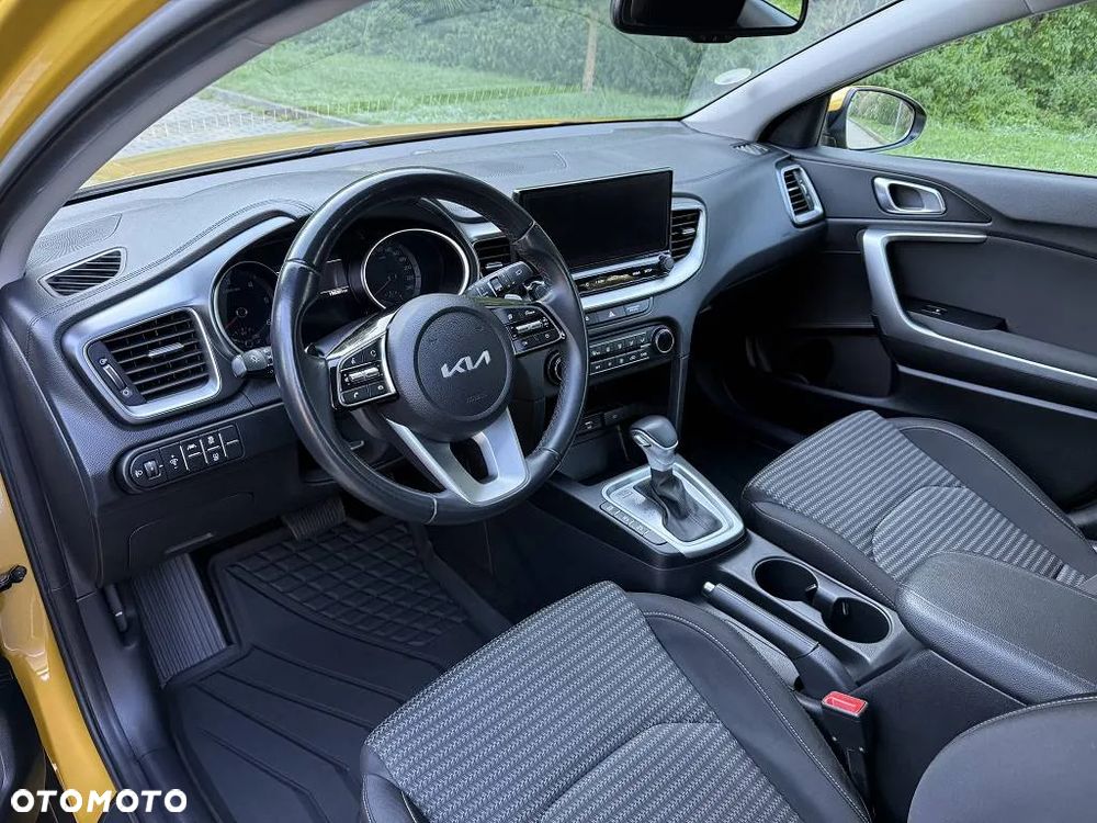 Kia XCeed 1.6 CRDi (48V Mild-Hybrid) DCT7 PLATINUM - 17