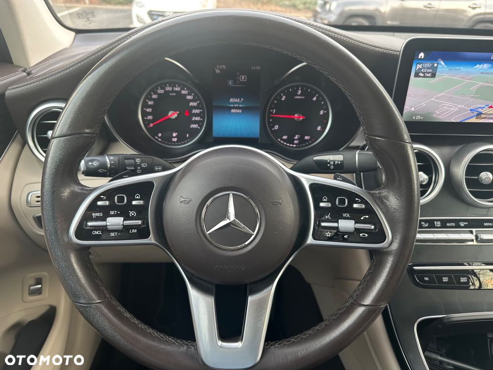 Mercedes-Benz GLC - 15