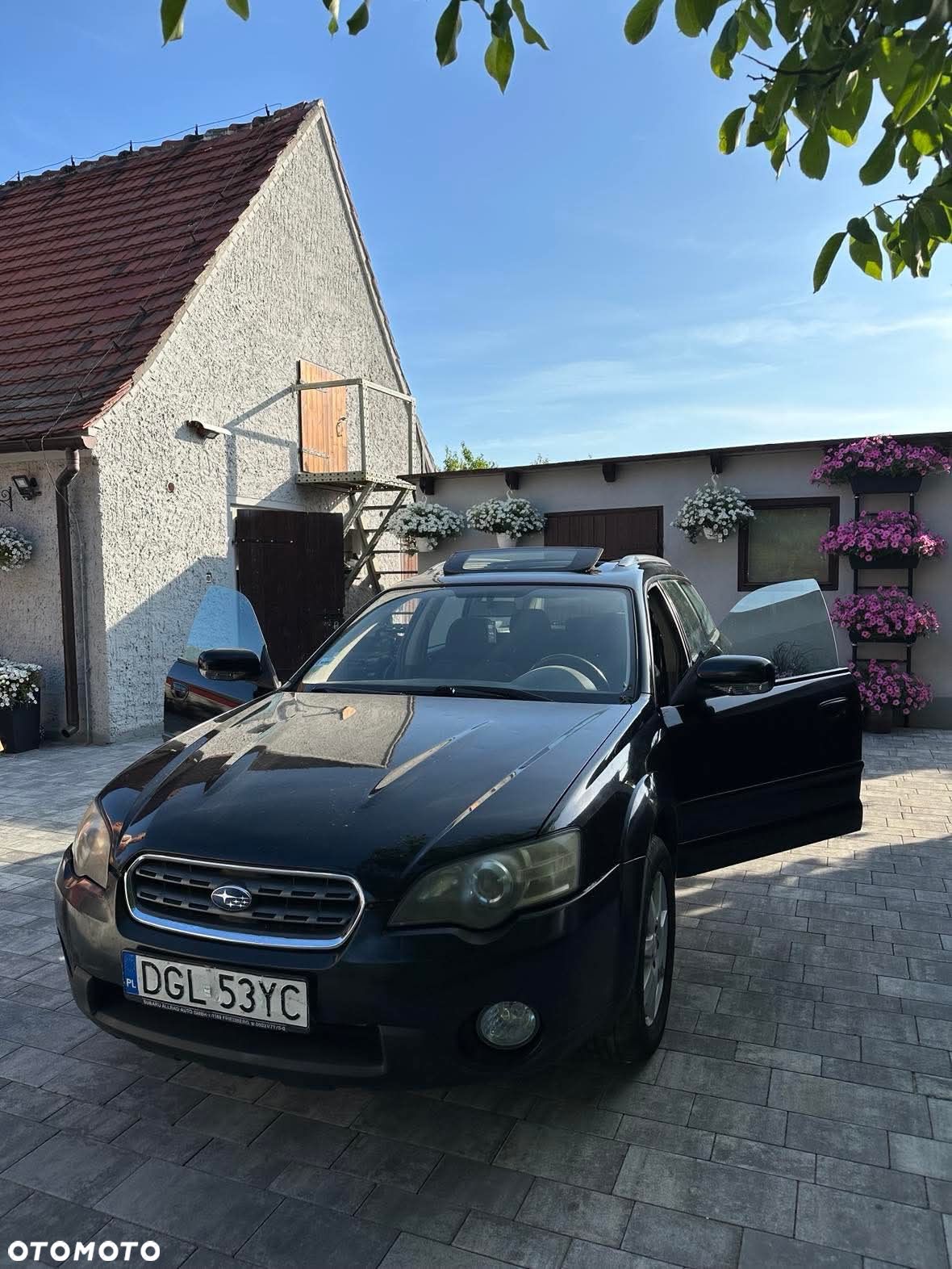 Subaru Outback - 1