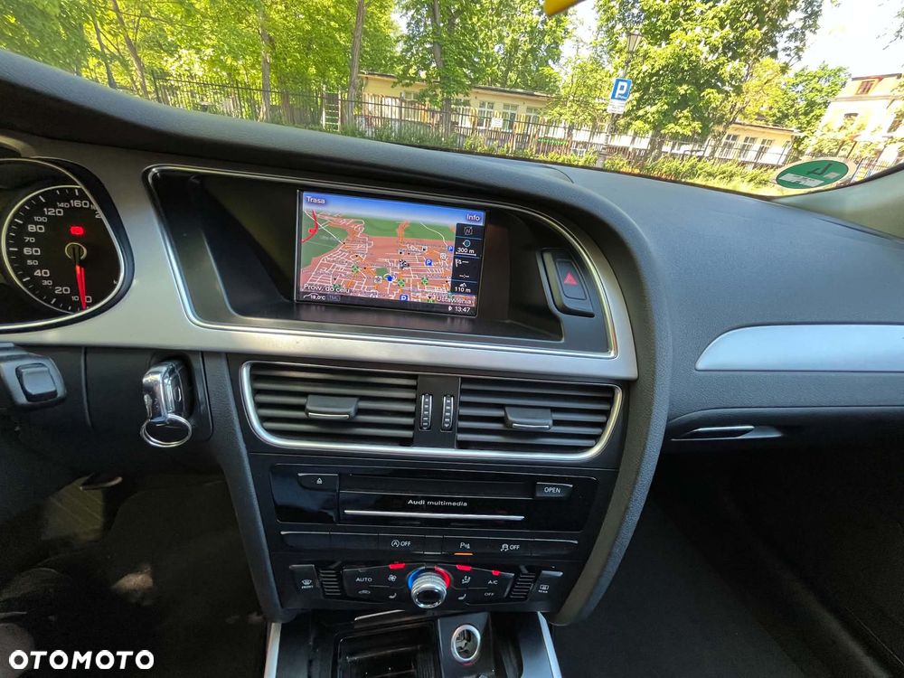 Audi A4 Avant 2.0 TDI DPF clean diesel multitronic S line Sportpaket - 14