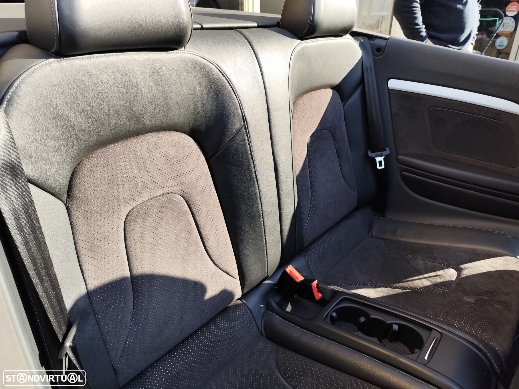 Audi A5 Cabrio 2.0 TDi Multitronic S-line - 30