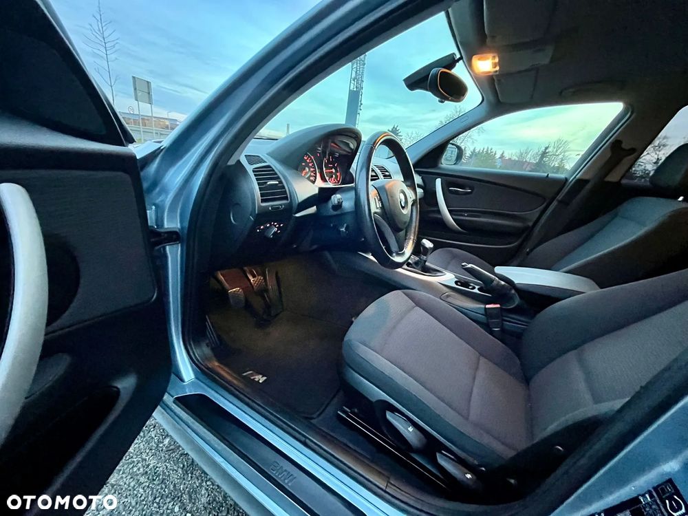 BMW Seria 1 - 26