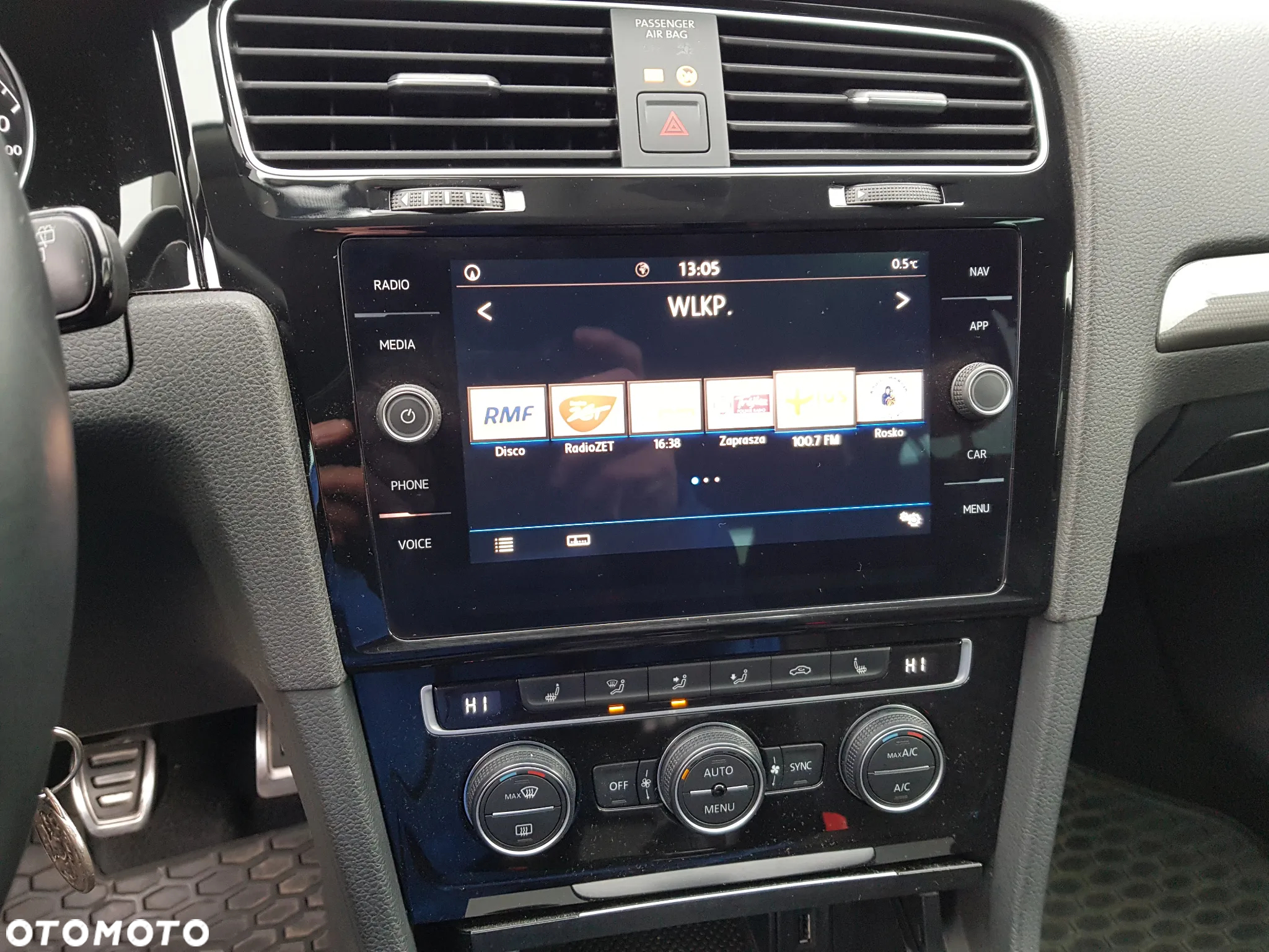Volkswagen Golf 1.0 TSI BlueMotion Comfortline - 28