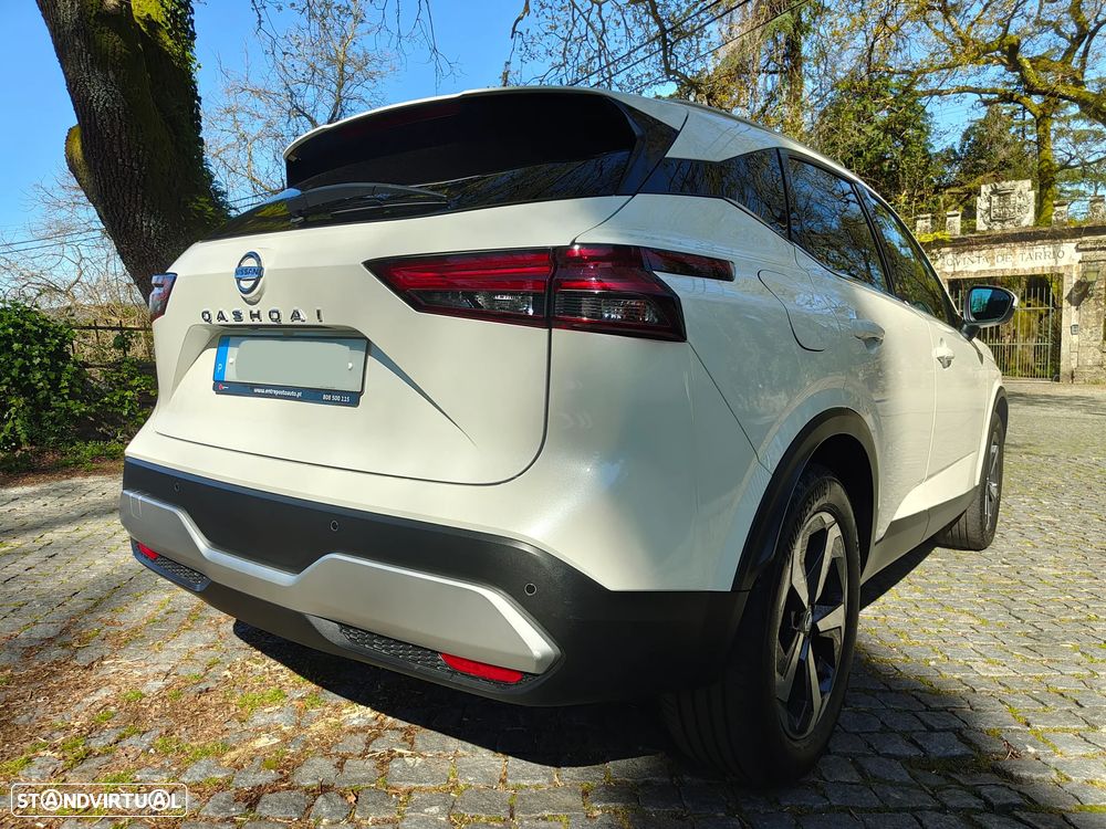 Nissan Qashqai 1.3 DIG-T N-Connecta LED+TT+SKY - 24