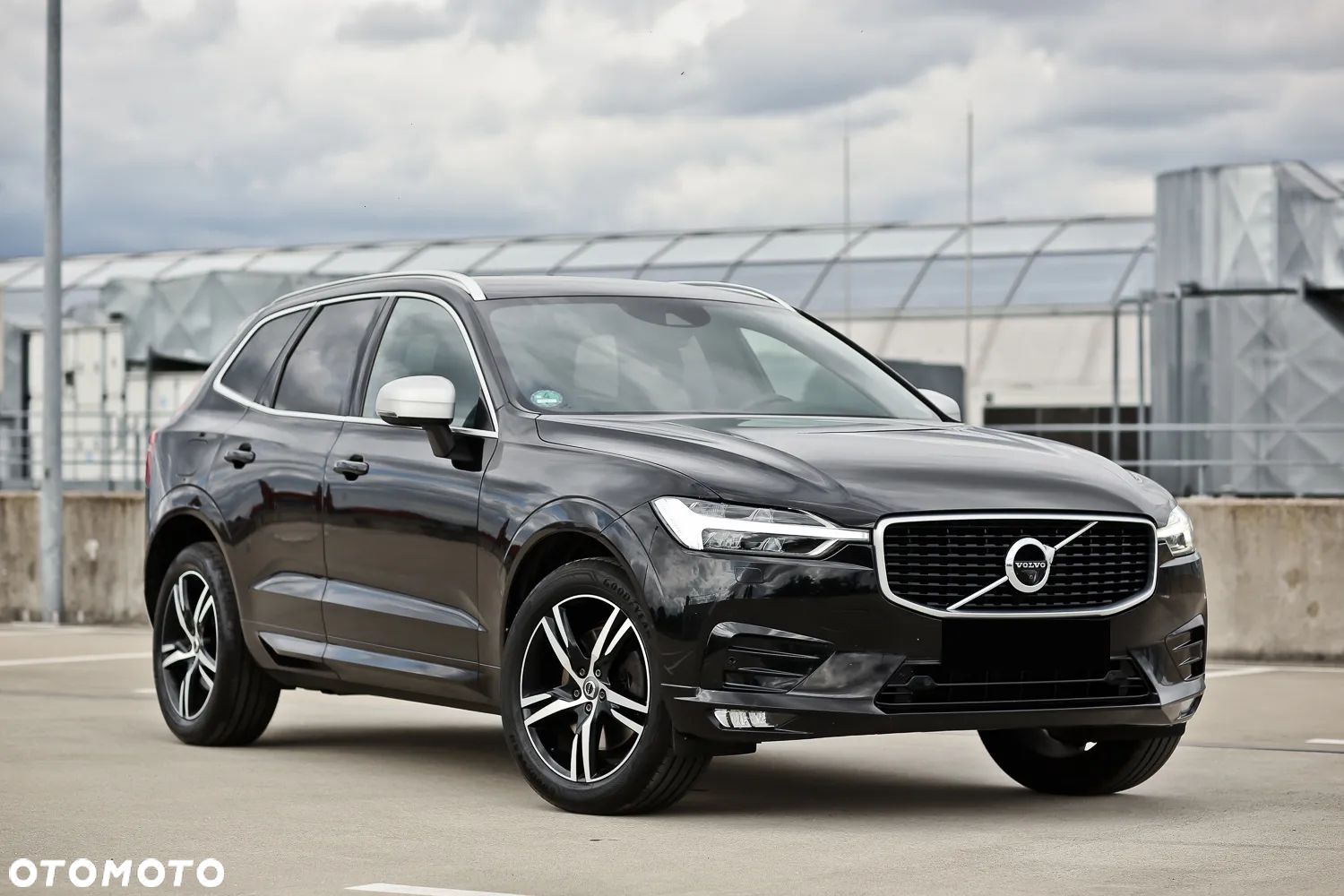 Volvo XC 60 D4 SCR AWD R-Design - 1