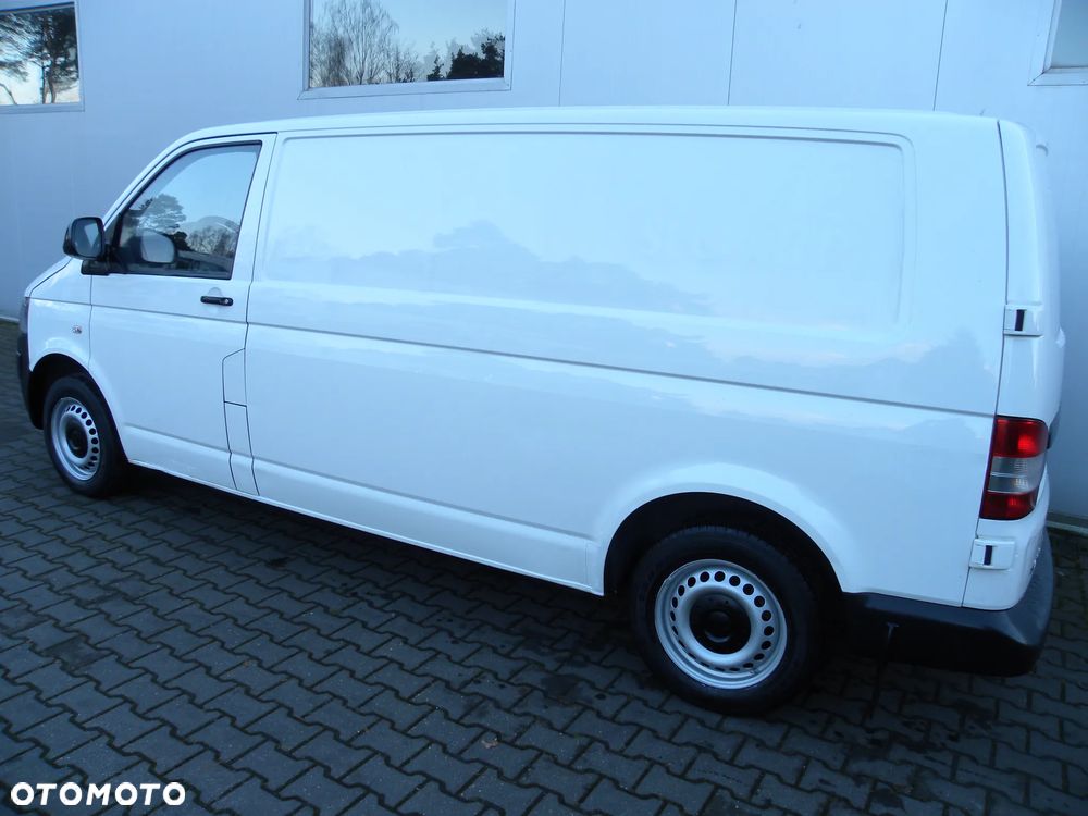 Volkswagen T5 - 2