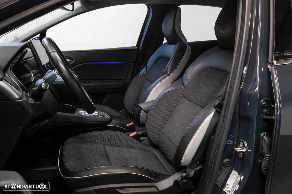 Renault Captur E-TECH 160 TECHNO - 9