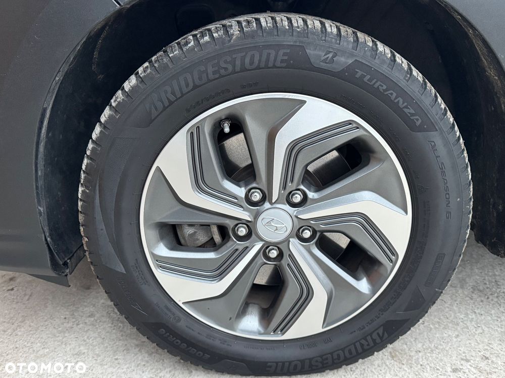 Hyundai Kona 1.6 GDI DCT Trend - 33