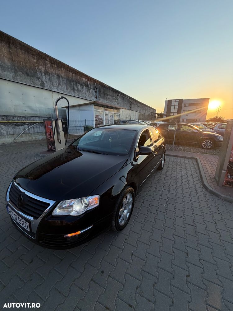 Volkswagen Passat 1.9 TDI Highline - 5