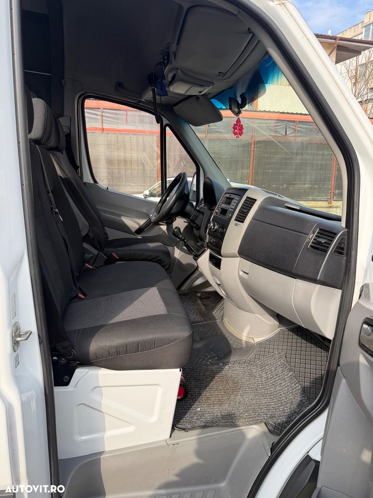 Mercedes-Benz Sprinter - 7