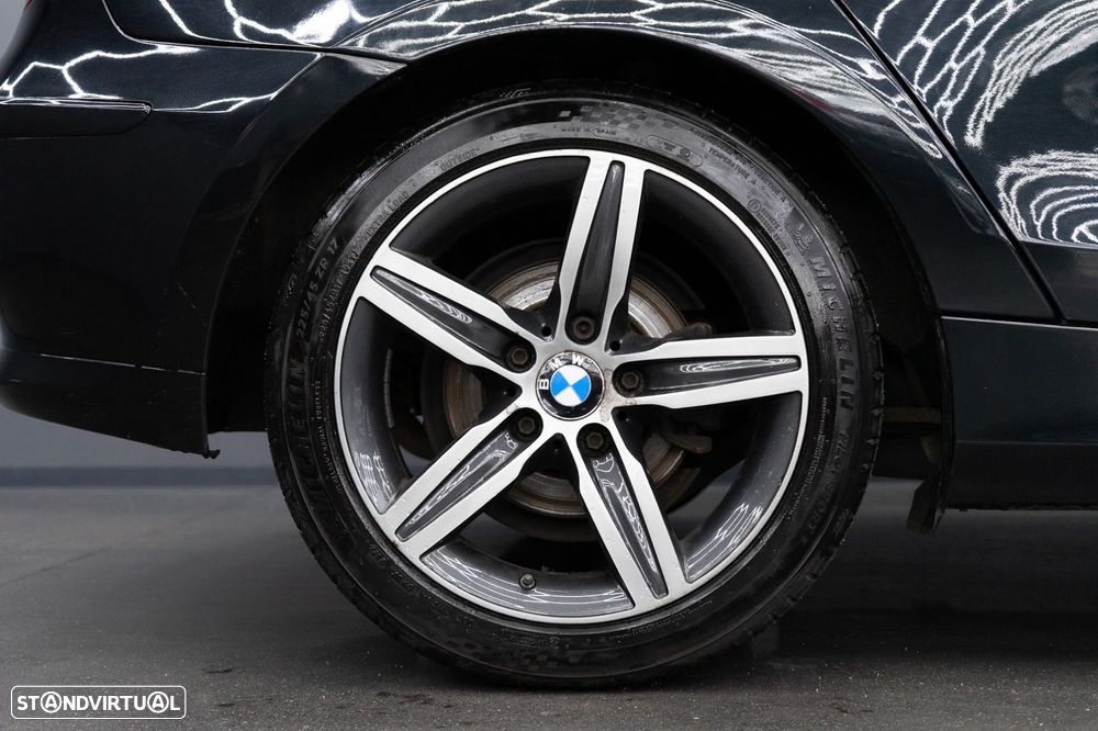 BMW 116 d DPF Edition Sport - 14