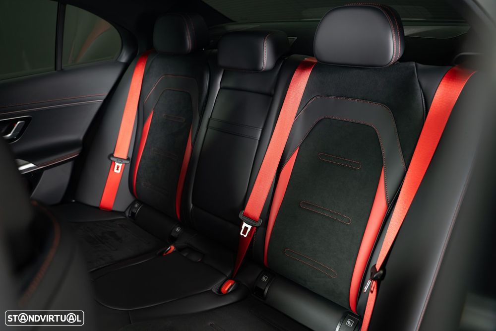 Mercedes-Benz E 53 AMG HYBRID 4Matic+ SpeedshiftFT TCT 9G - 24