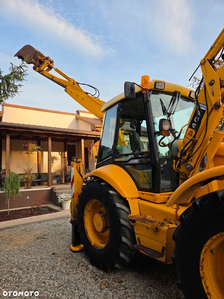 JCB 4CX - 19