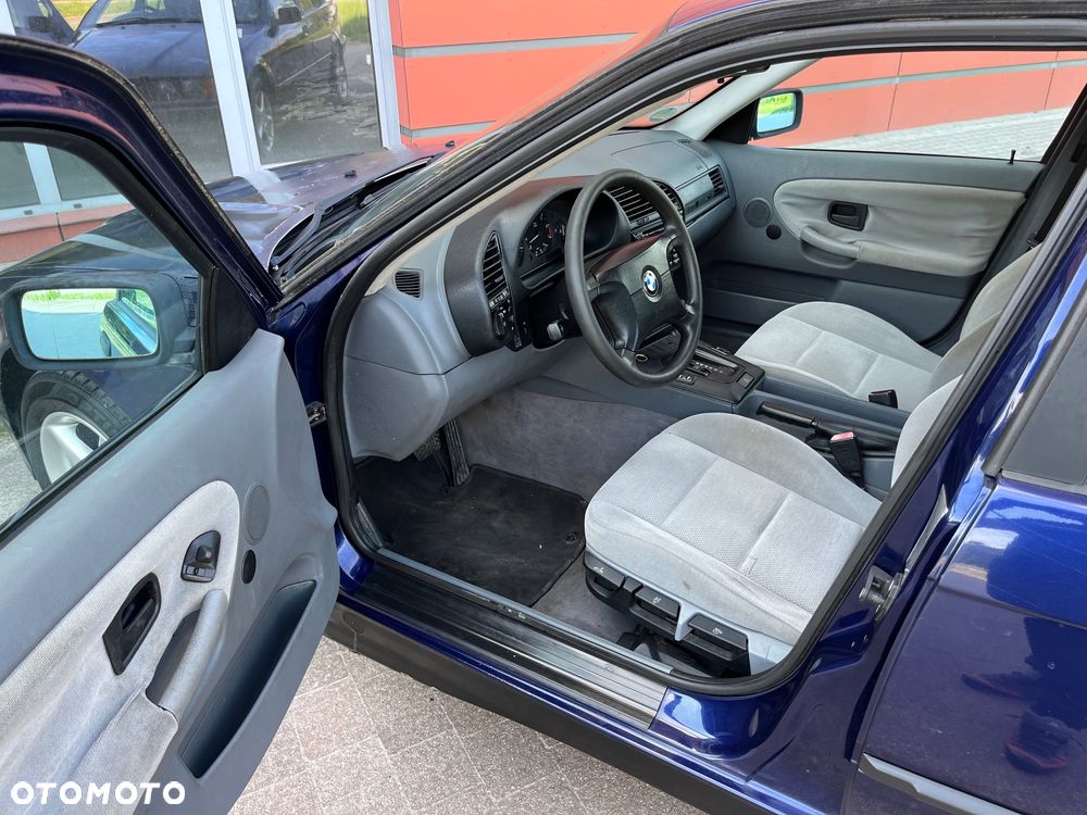 BMW Seria 3 - 22