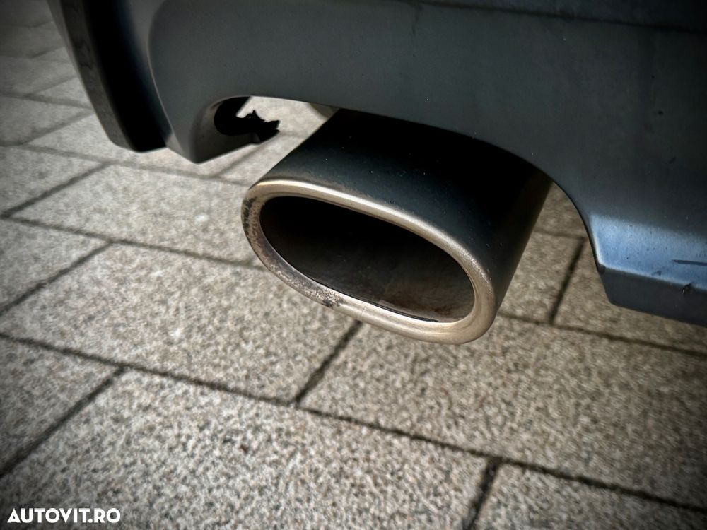 BMW Seria 3 320d xDrive DPF Aut. - 37