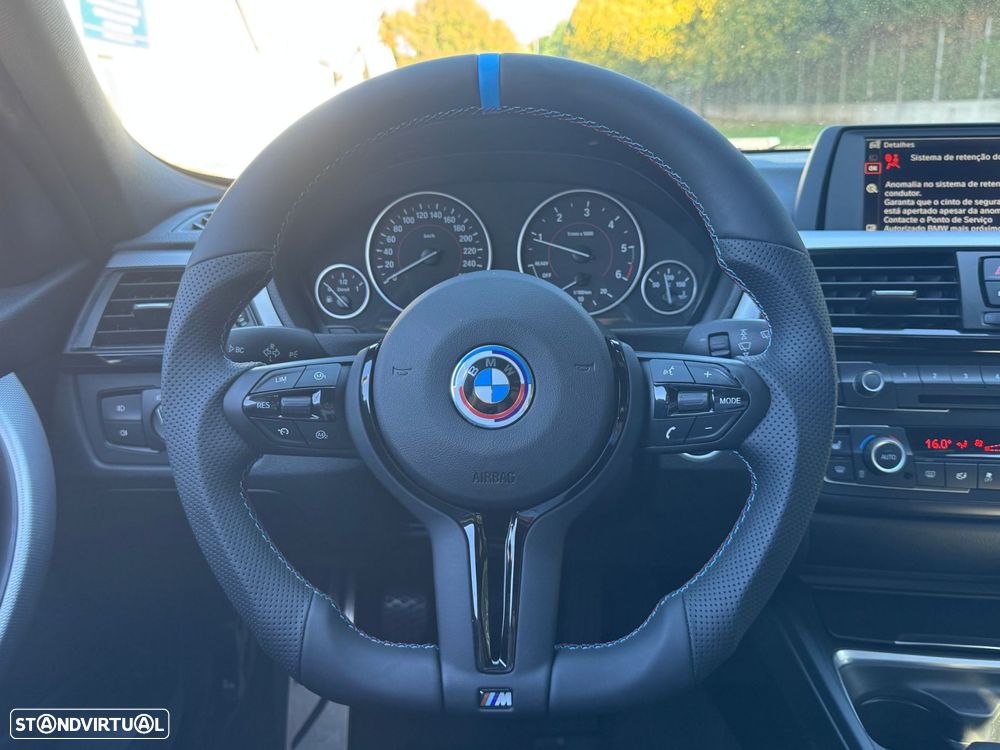 BMW 318 d Pack M - 23