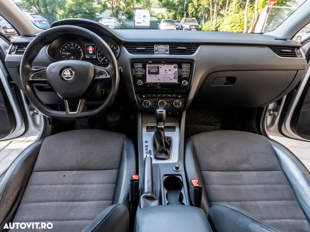 Skoda Octavia 1.6 TDI (Green tec) DSG Ambition - 13