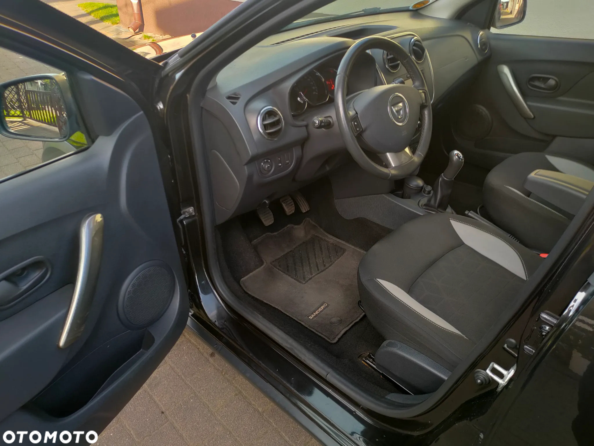 Dacia Sandero Stepway 0.9 TCe Laureate S&S - 15